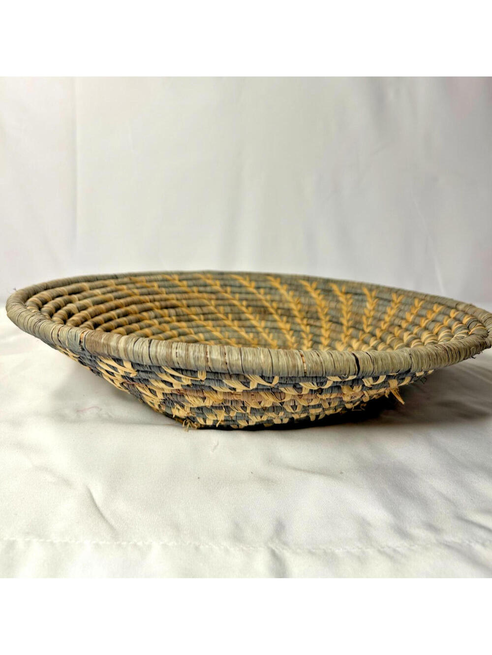 Vintage Handwoven Coiled Grass Basket Bowl Native American Pima 1930s